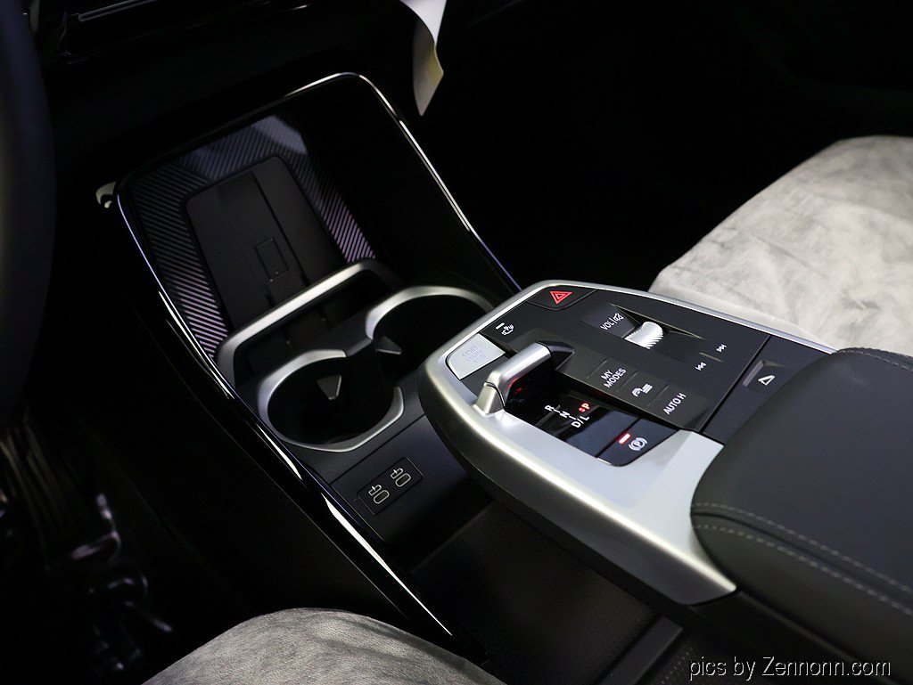 New 2027 BMW X1 xDrive28i AWD/4WD image 25