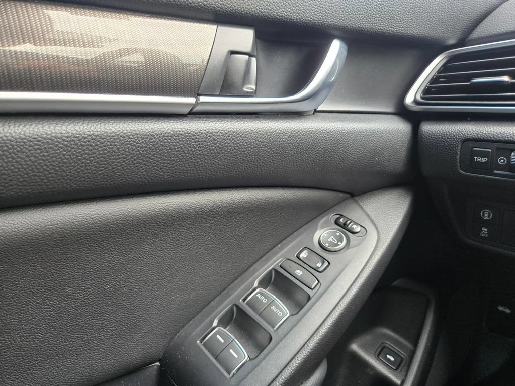 Used 2020 Honda Accord Sport image 13