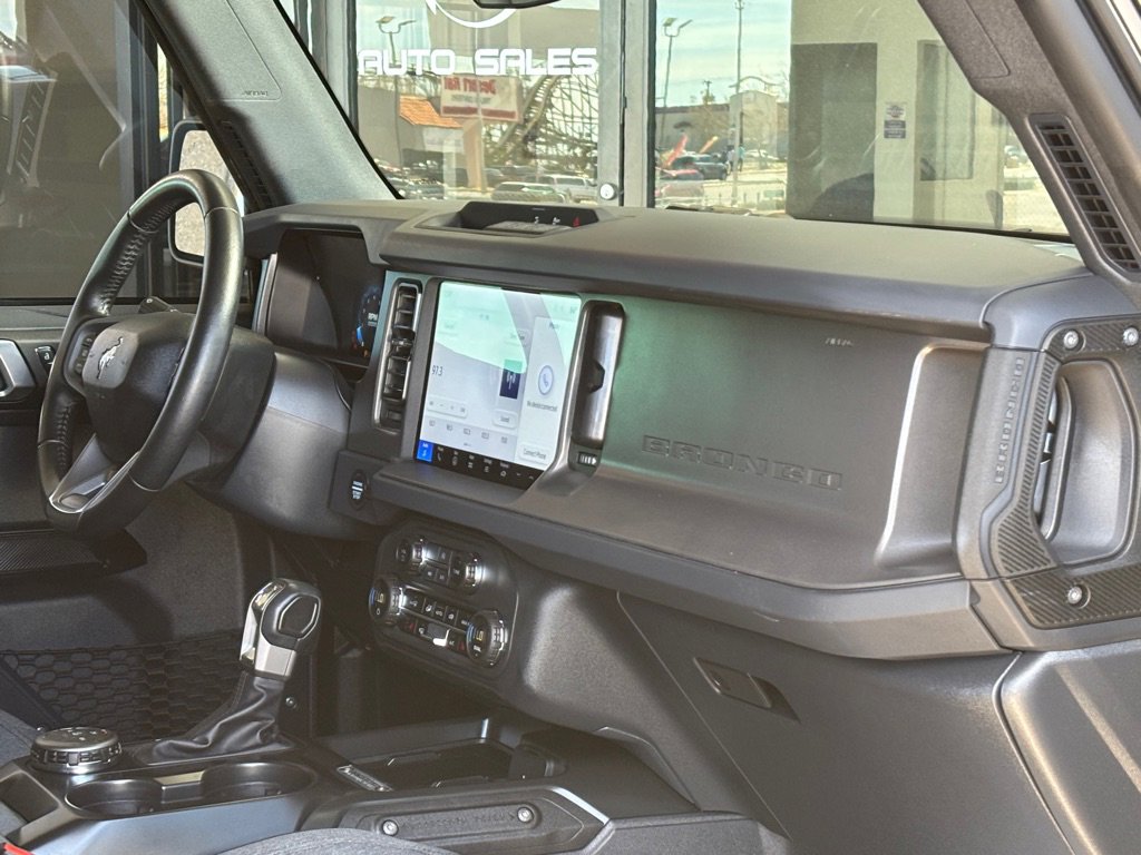 Used 2025 Ford Bronco Big Bend image 30