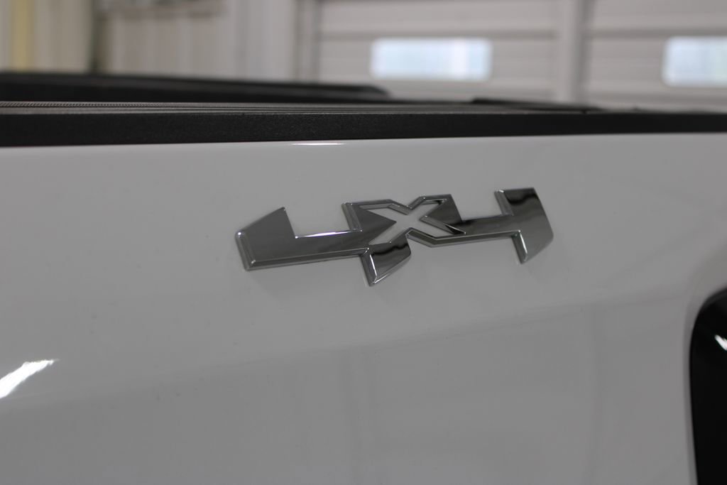 Used 2025 GMC Sierra 1500 SLT image 24