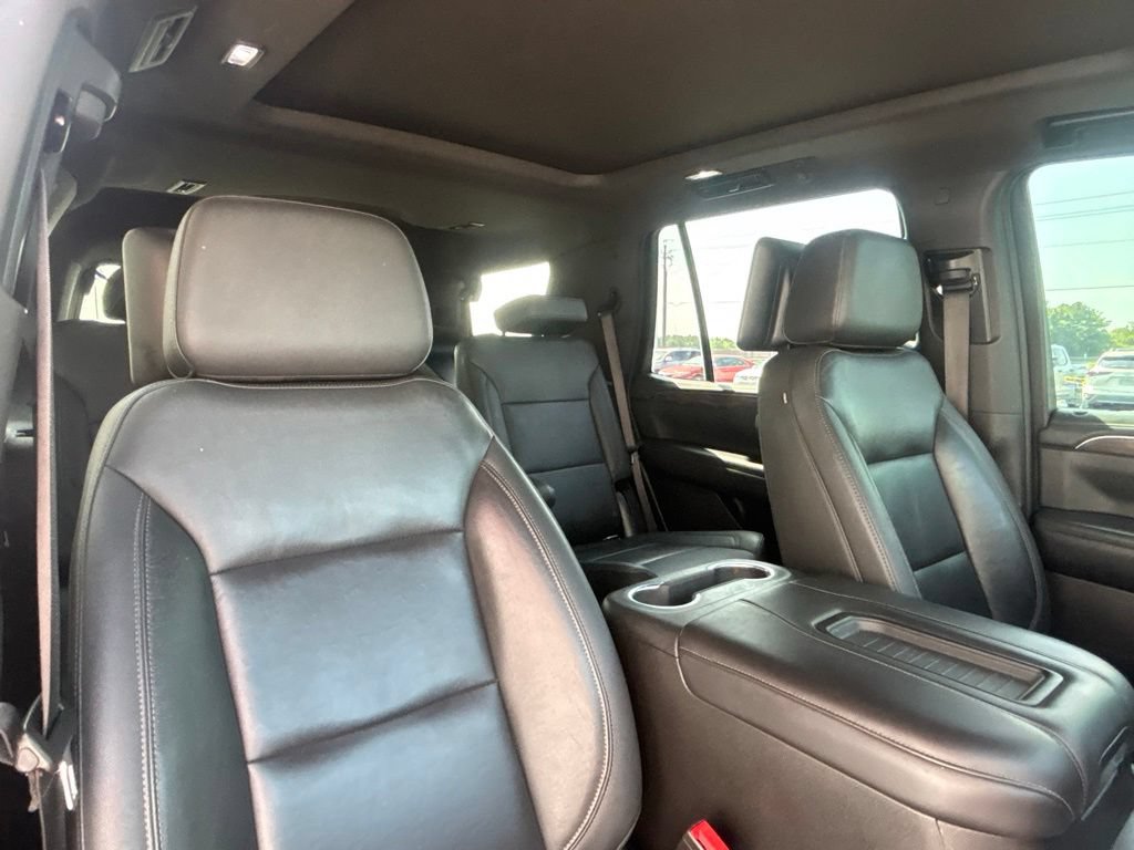 Used 2021 Chevrolet Tahoe Z71 w/ Z71 Off-Road Package AWD/4WD image 18