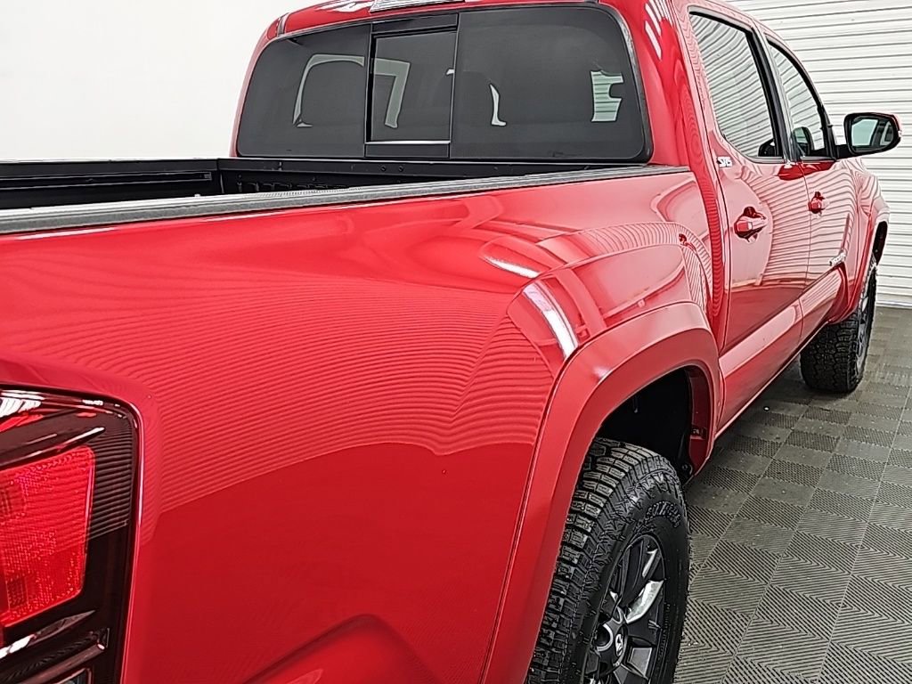 Used 2022 Toyota Tacoma SR5 image 10