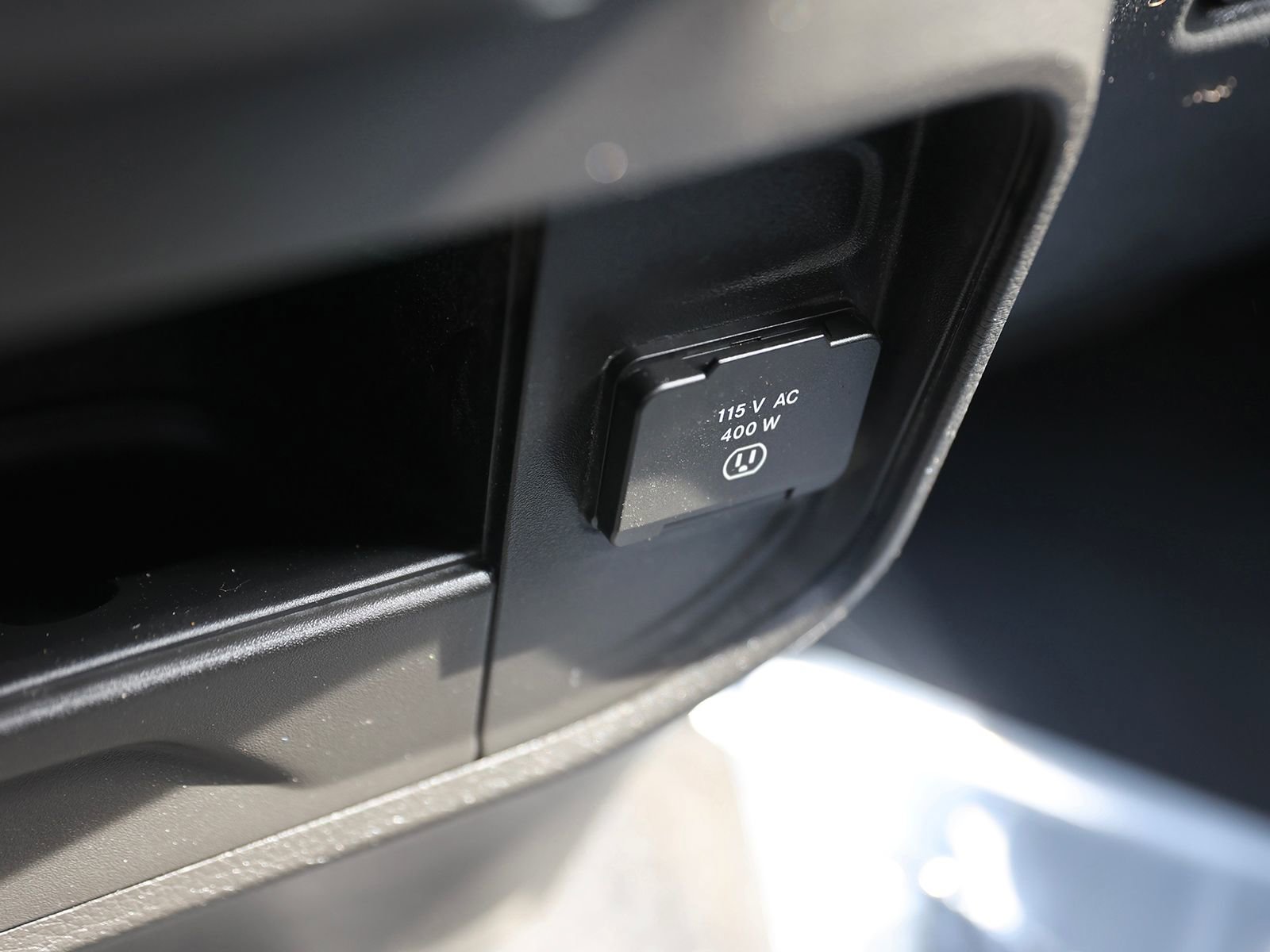 Used 2024 RAM 2500 Laramie image 36