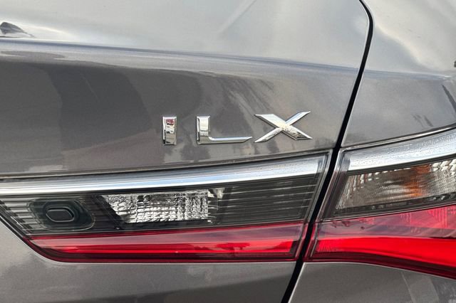 Used 2019 Acura ILX w/ Premium Package image 30