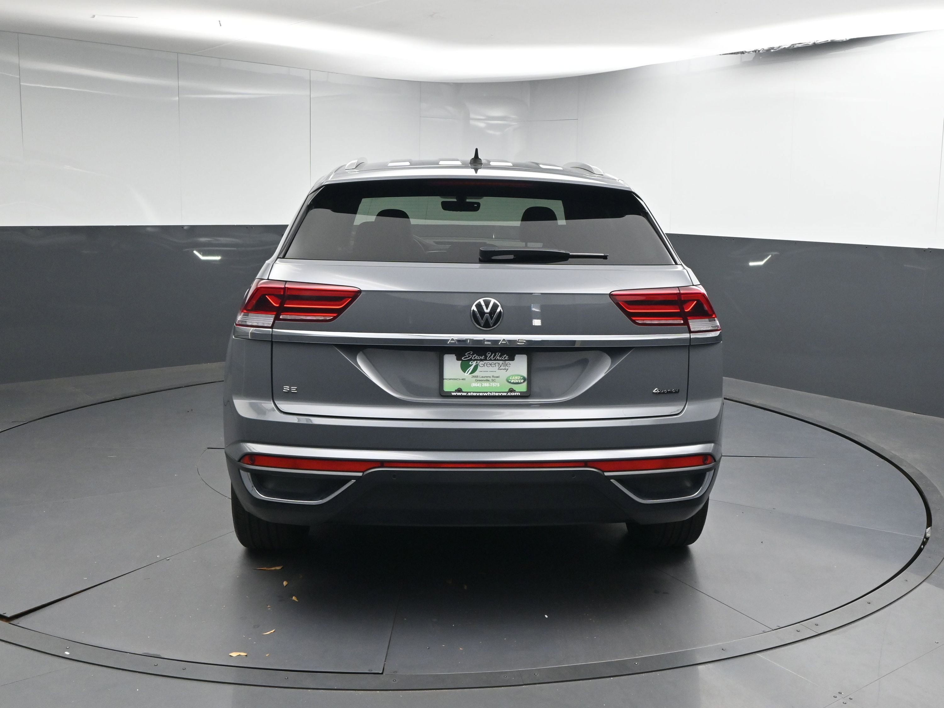 Used 2023 Volkswagen Atlas Cross Sport SE image 24