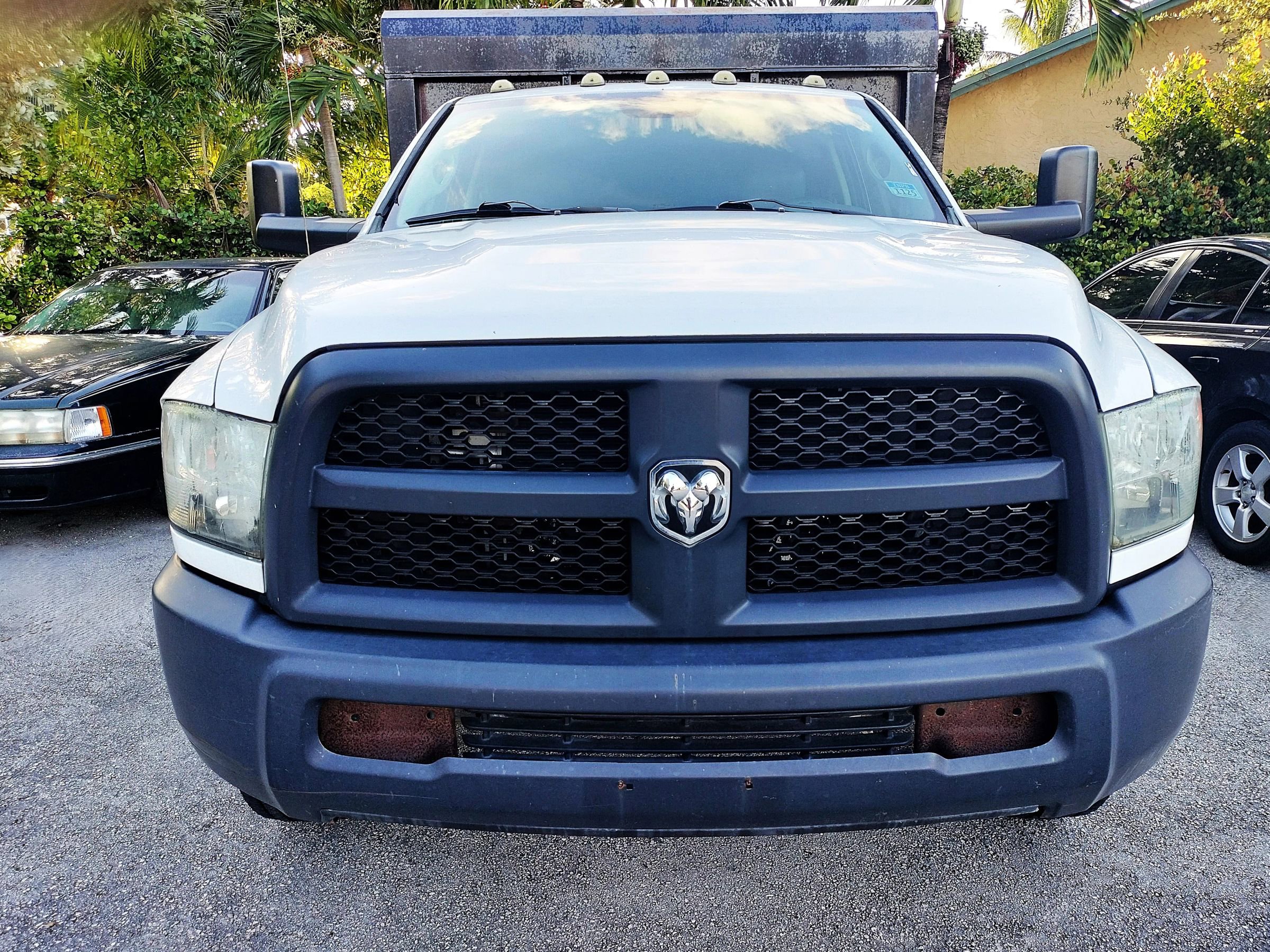 Used 2015 RAM 3500 Tradesman image 2
