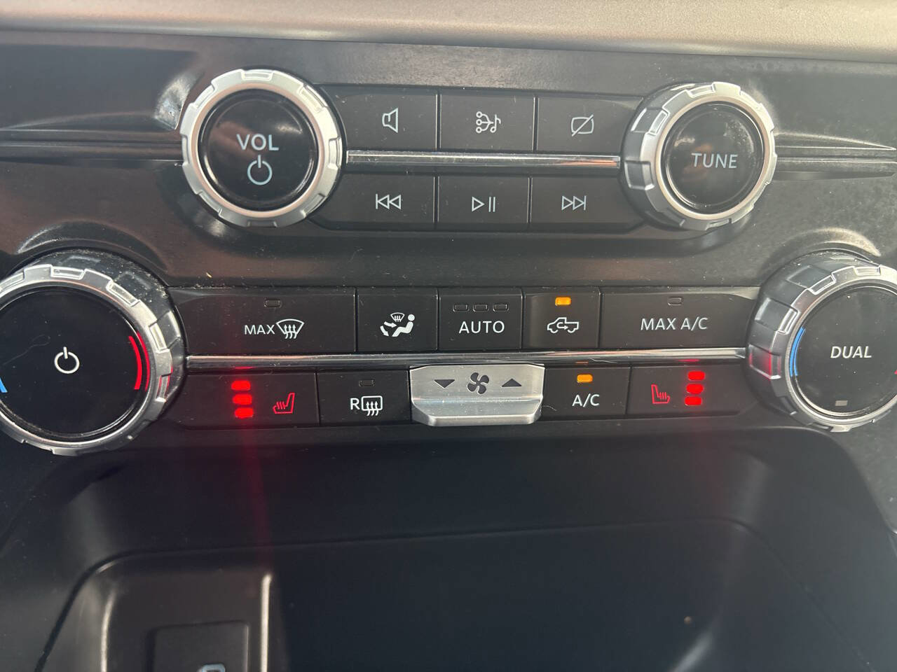 Used 2022 Ford F150 XLT w/ Equipment Group 302A High image 31