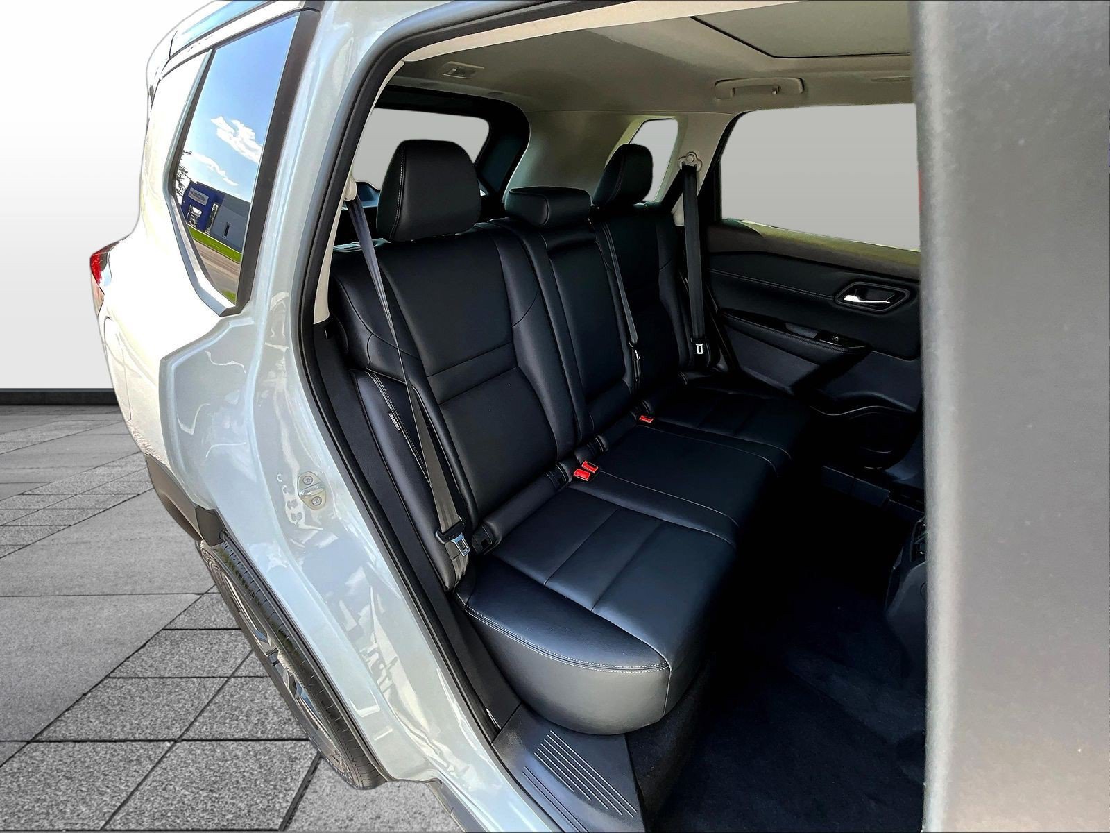 Certified 2023 Nissan Rogue SL AWD/4WD image 28