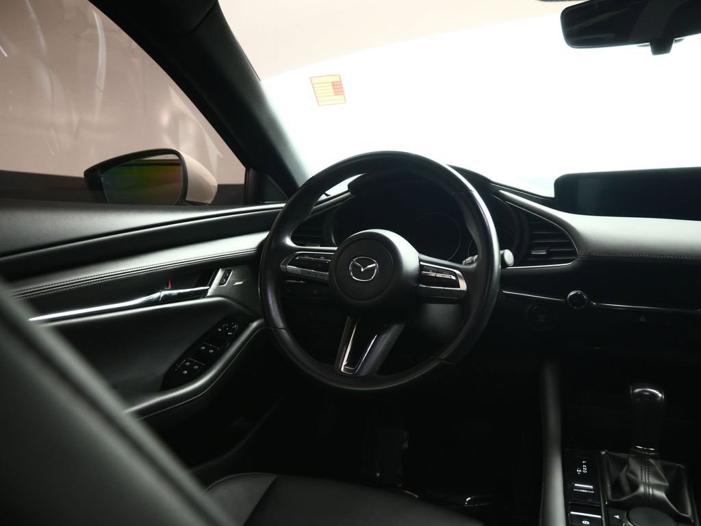 Used 2019 MAZDA MAZDA3 Hatchback w/ Preferred Package image 38