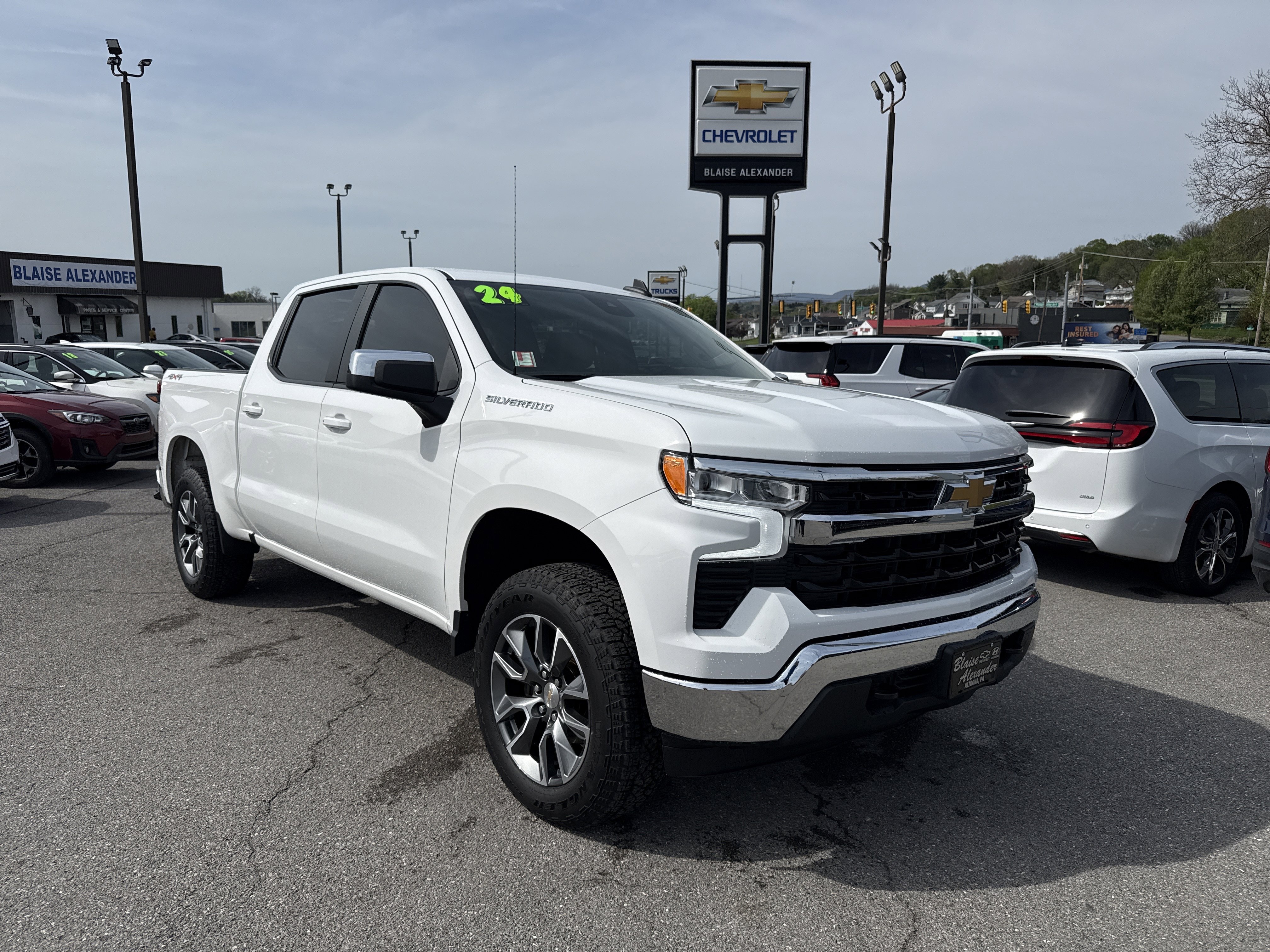 Used 2024 Chevrolet Silverado 1500 LT