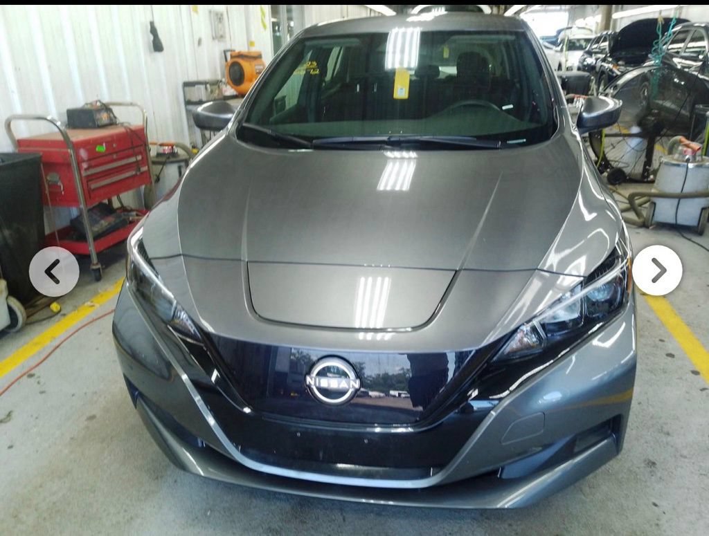 Used 2023 Nissan Leaf S FWD image 3