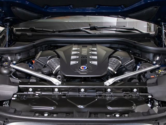 New 2026 BMW ALPINA XB7 AWD/4WD image 5