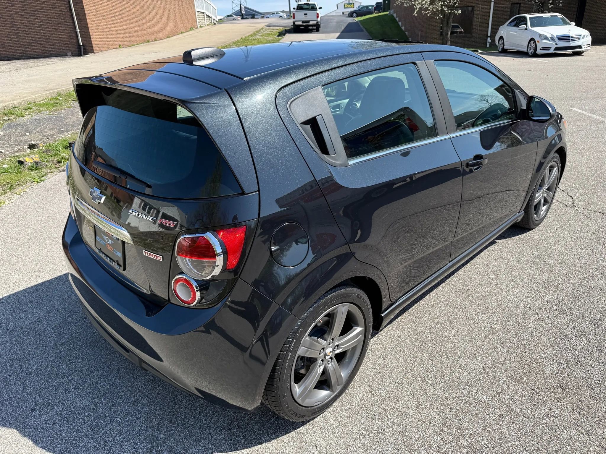 Used 2015 Chevrolet Sonic RS w/ Advanced Safety Package image 39