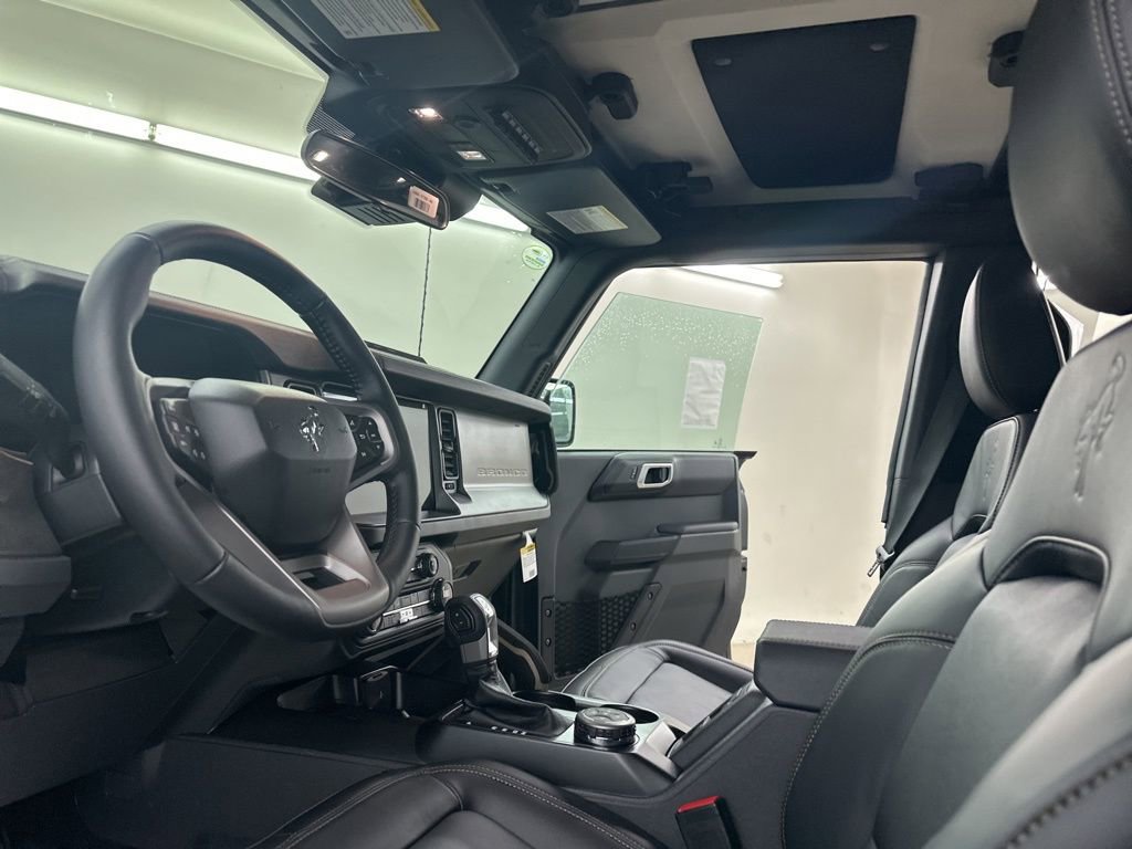 New 2025 Ford Bronco Badlands w/ Sasquatch Package AWD/4WD image 26