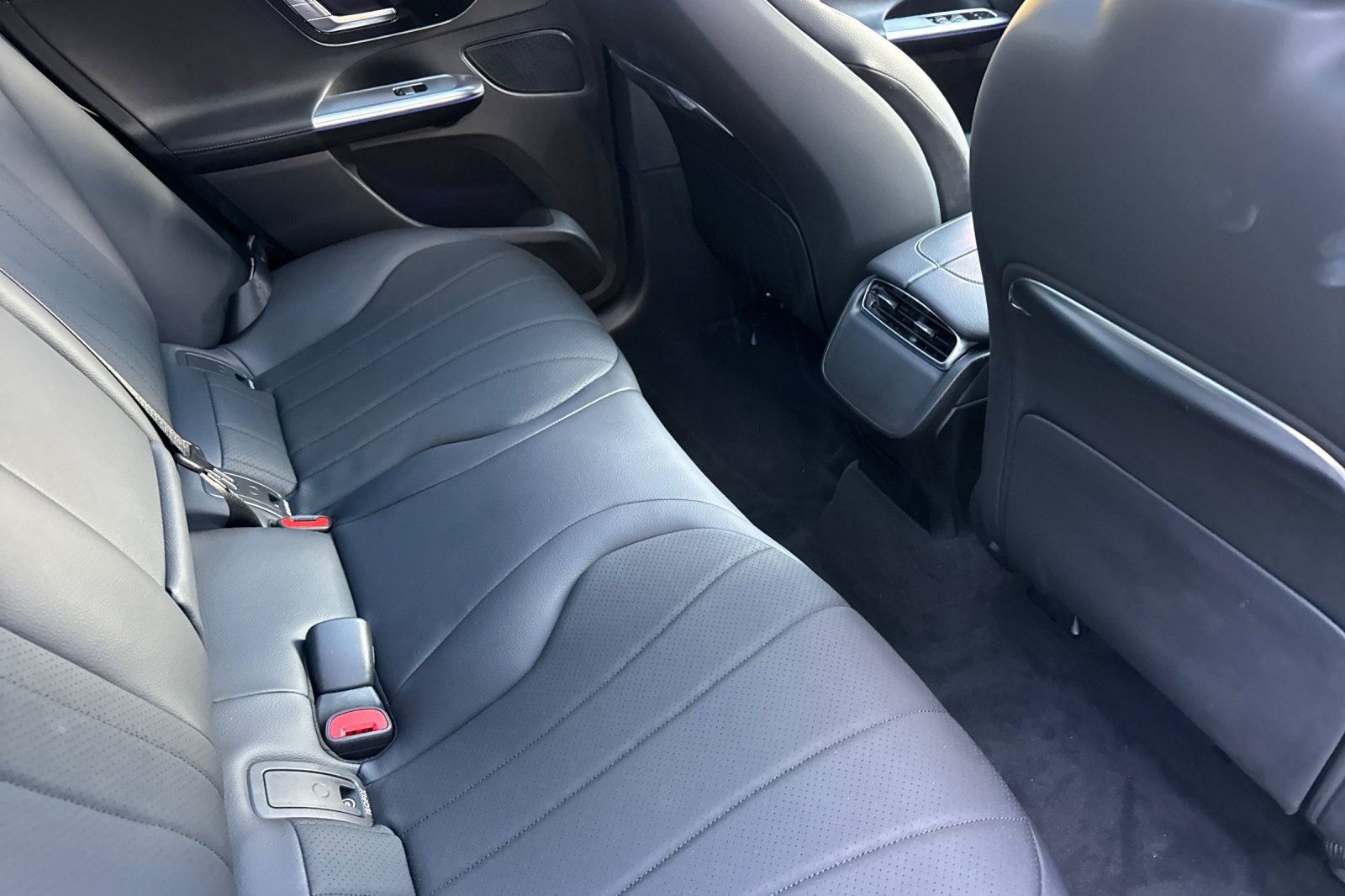 Certified 2026 Mercedes-Benz EQE 320 4MATIC SUV image 35