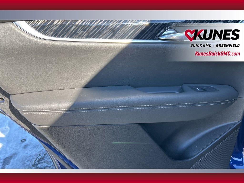 Used 2024 Cadillac XT6 Premium Luxury image 35