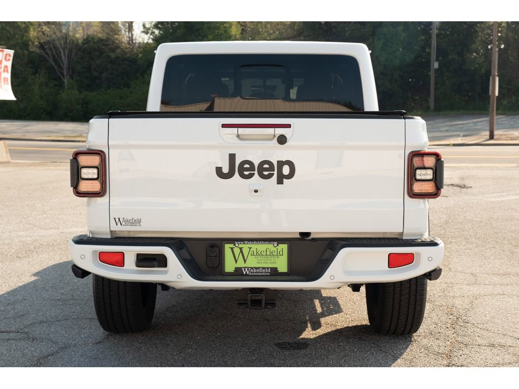Used 2023 Jeep Gladiator Overland AWD/4WD image 7