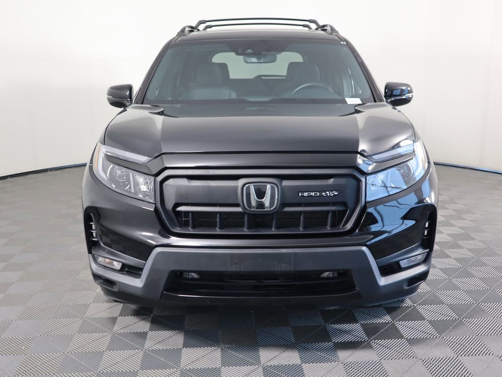 Certified 2024 Honda Passport Black Edition image 2