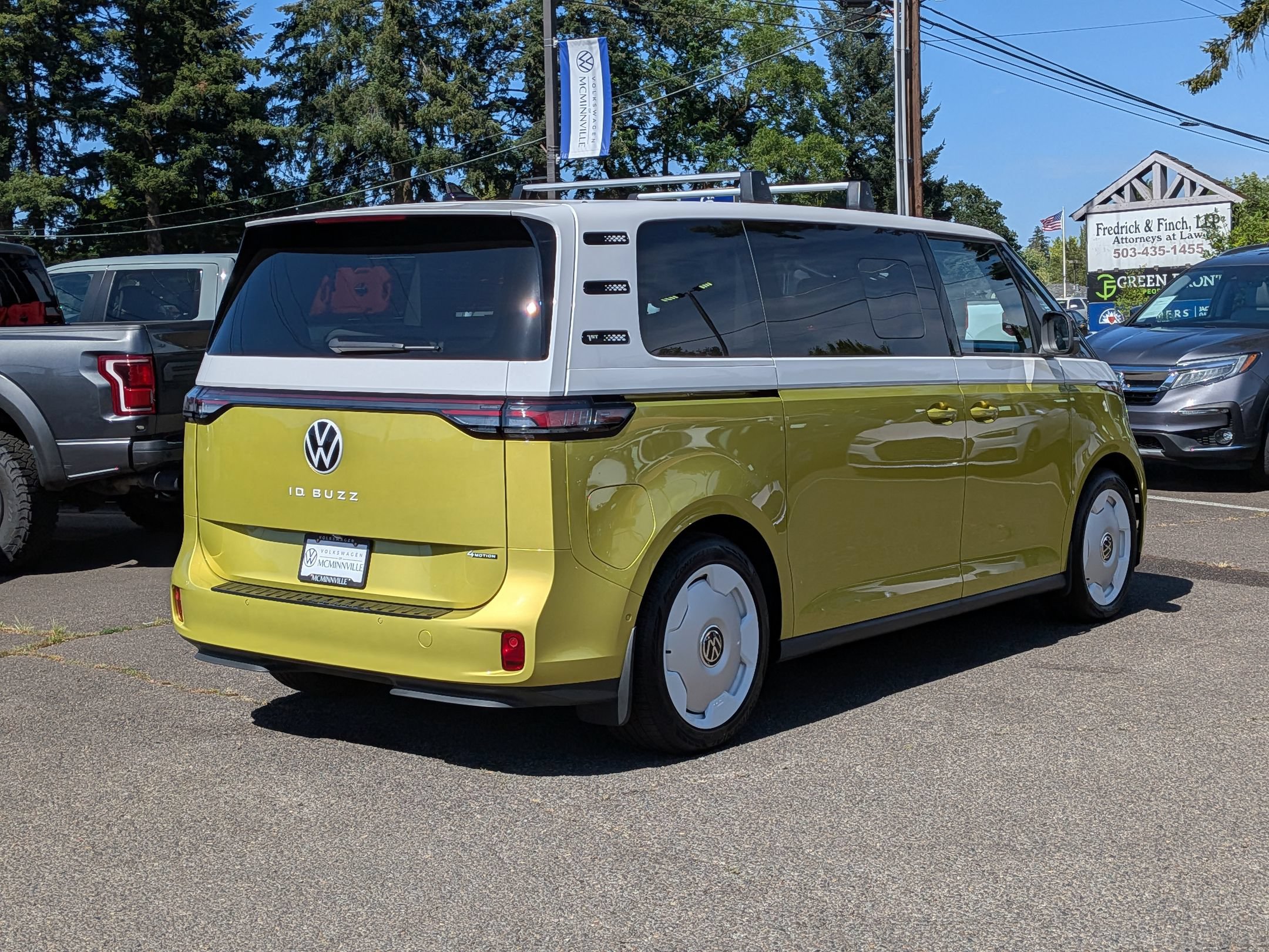 New 2025 Volkswagen ID. Buzz 1st Edition AWD/4WD image 5