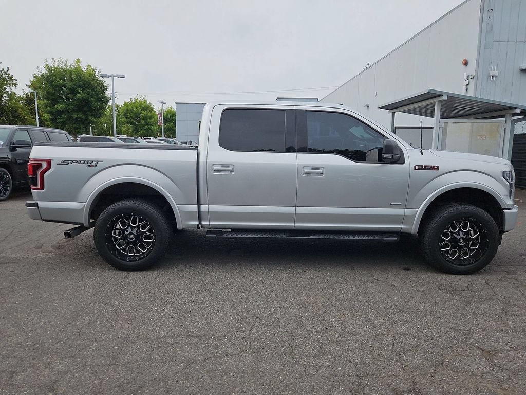 Used 2017 Ford F150 XLT w/ Equipment Group 302A Luxury AWD/4WD image 8