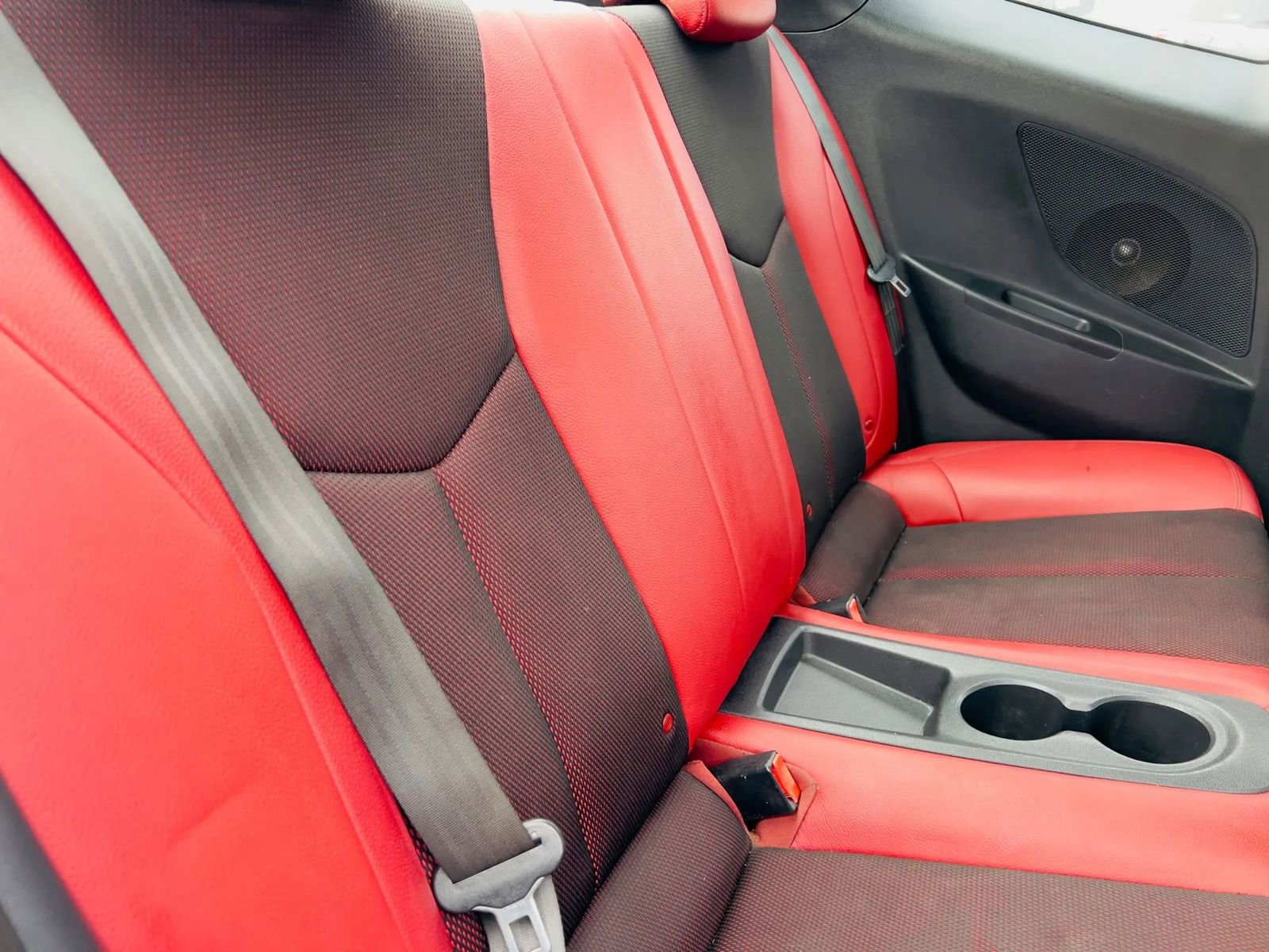 Used 2014 Hyundai Veloster Turbo R-Spec image 15