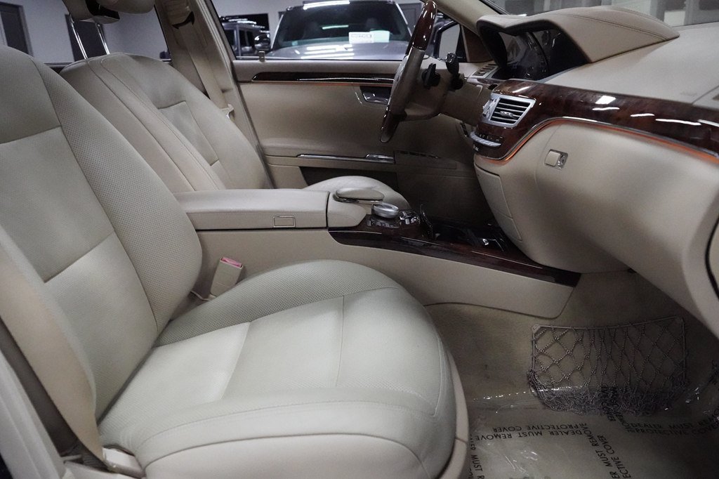 Used 2013 Mercedes-Benz S 550 4MATIC image 30