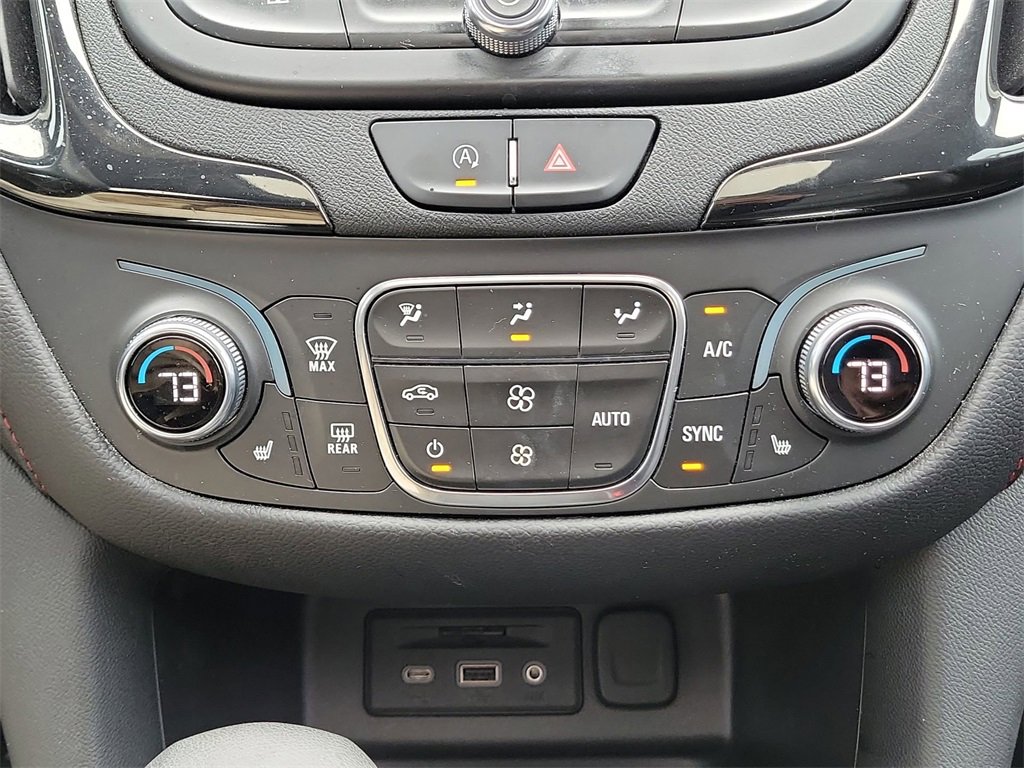 Used 2023 Chevrolet Equinox RS w/ RS Leather Package image 29