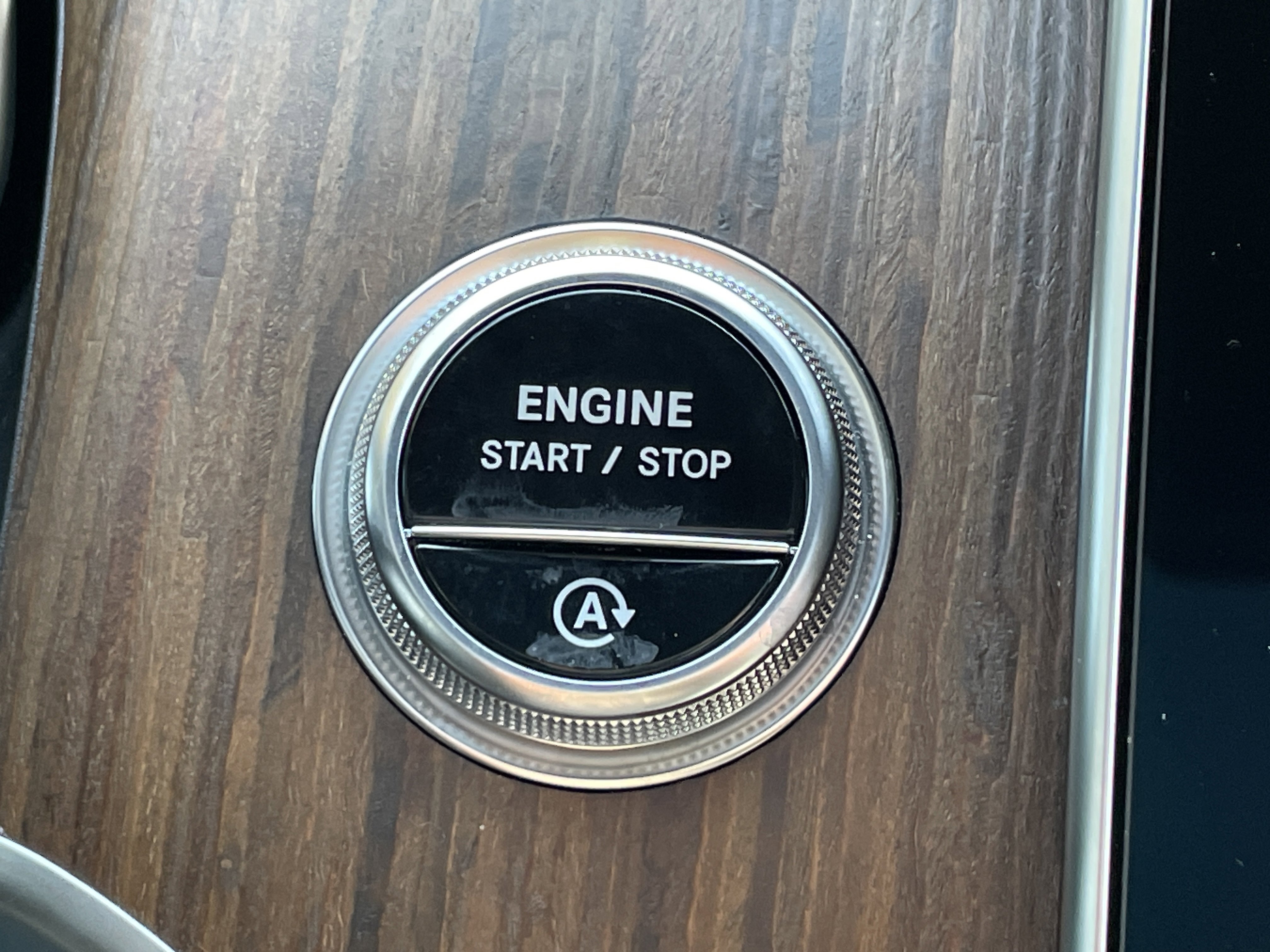 Used 2024 Mercedes-Benz GLC 300 4MATIC image 31