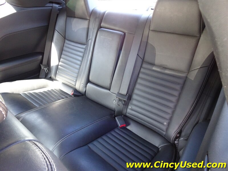 Used 2010 Dodge Challenger R/T RWD image 13