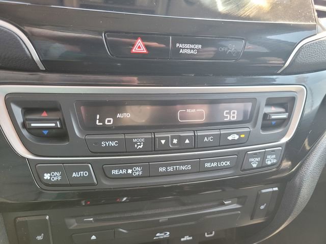 Used 2021 Honda Pilot Touring image 24