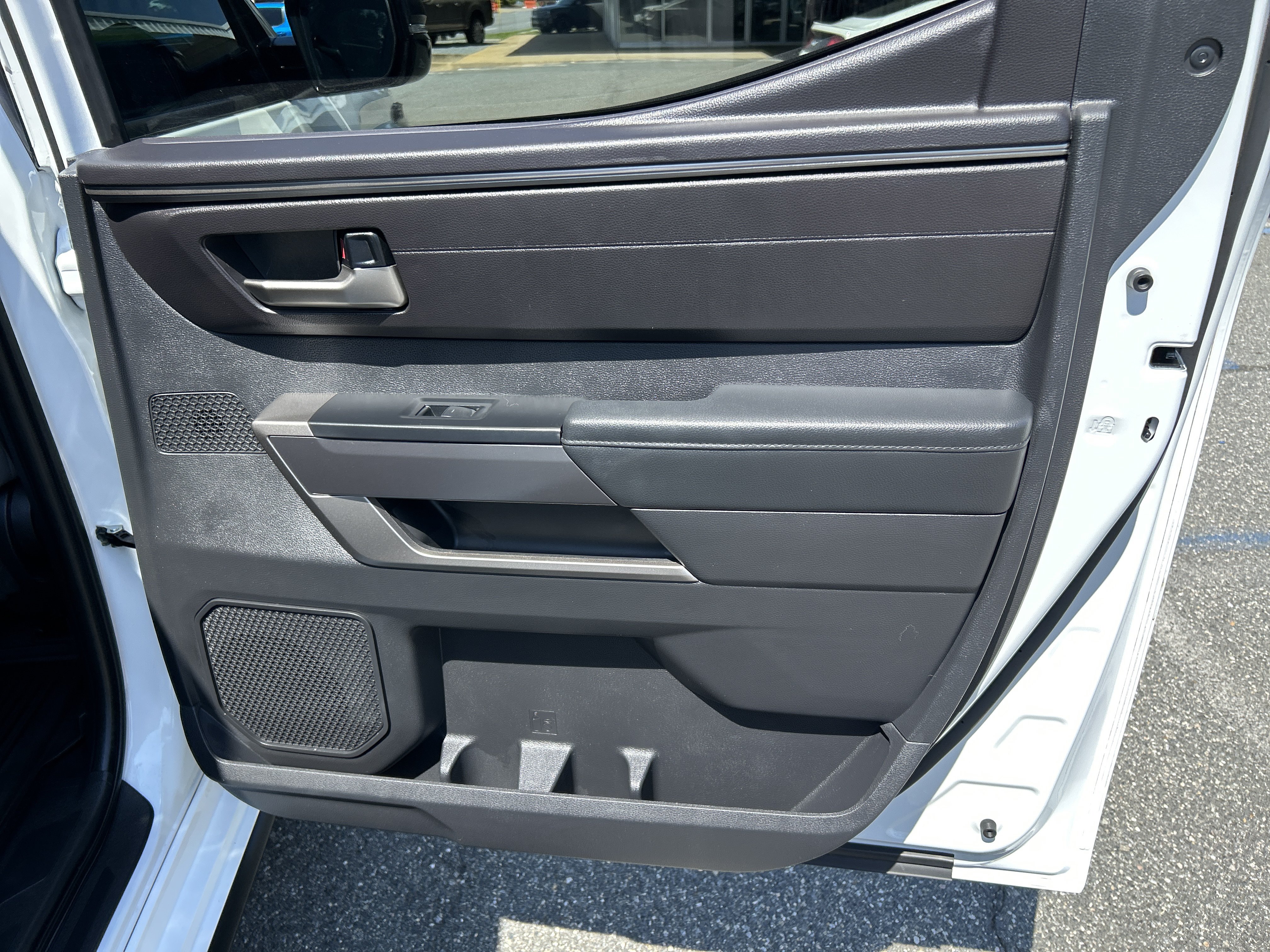 Used 2024 Toyota Tundra SR5 w/ SR5 Convenience Package AWD/4WD image 17