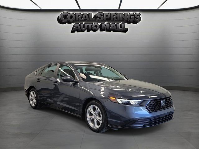 Certified 2025 Honda Accord LX image 1