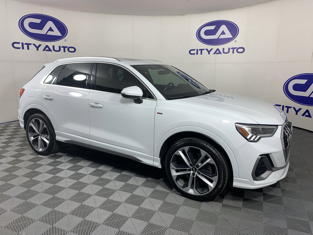 Used 2020 Audi Q3 2.0T Premium Plus AWD/4WD image 1