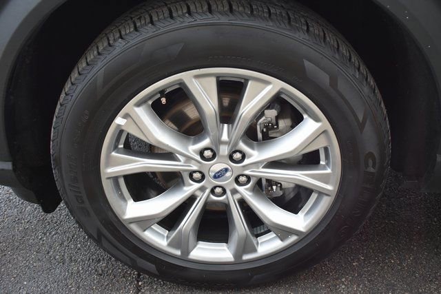 Used 2023 Ford Explorer Limited image 53