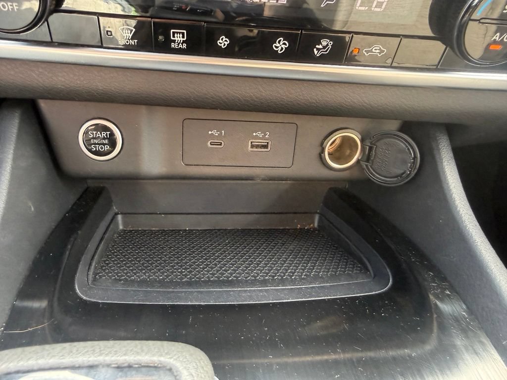 Used 2023 Nissan Rogue SV AWD/4WD image 21