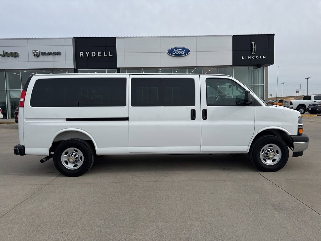 Used 2025 Chevrolet Express 3500 LT w/ LT Preferred Equipment Group image 2