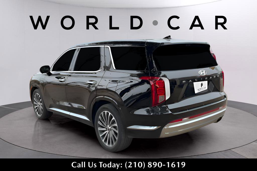 Used 2023 Hyundai Palisade Calligraphy image 10