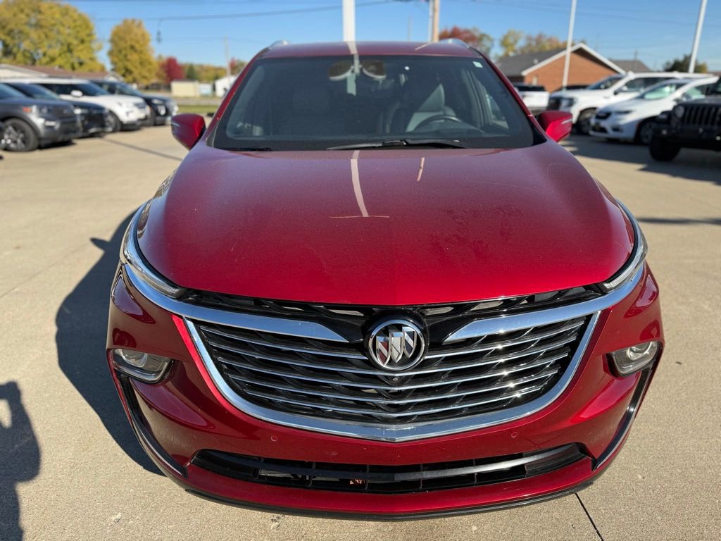 Used 2024 Buick Enclave Premium image 2