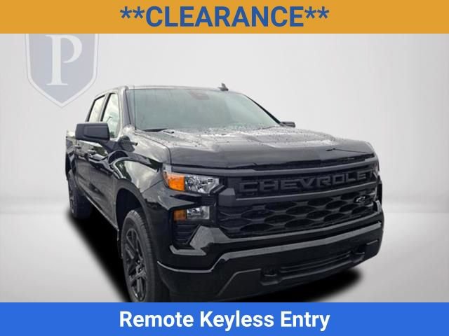 New 2026 Chevrolet Silverado 1500 Custom w/ LPO, Dark Essentials Package AWD/4WD image 16
