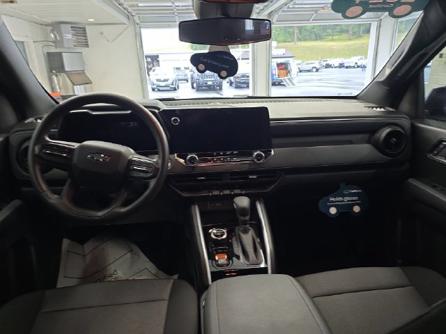 Certified 2024 Chevrolet Colorado Trail Boss w/ Advanced Trailering Package AWD/4WD image 11