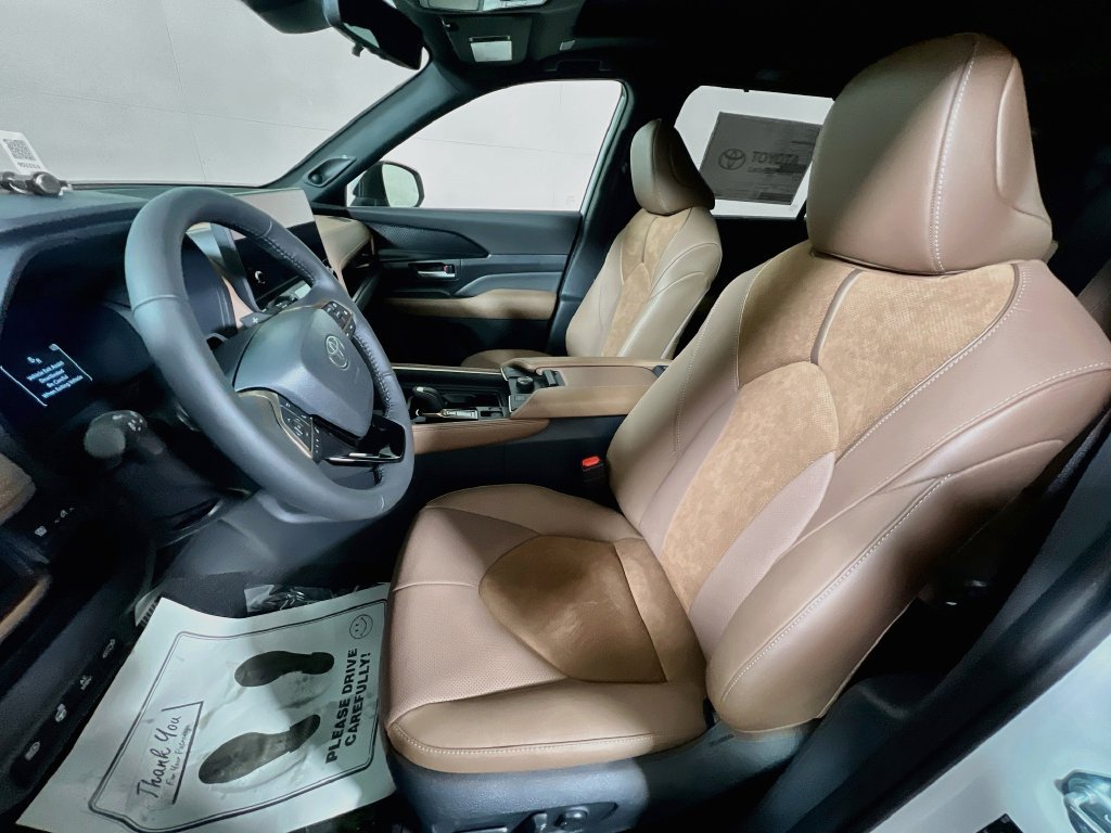 New 2026 Toyota Grand Highlander AWD Hybrid image 16