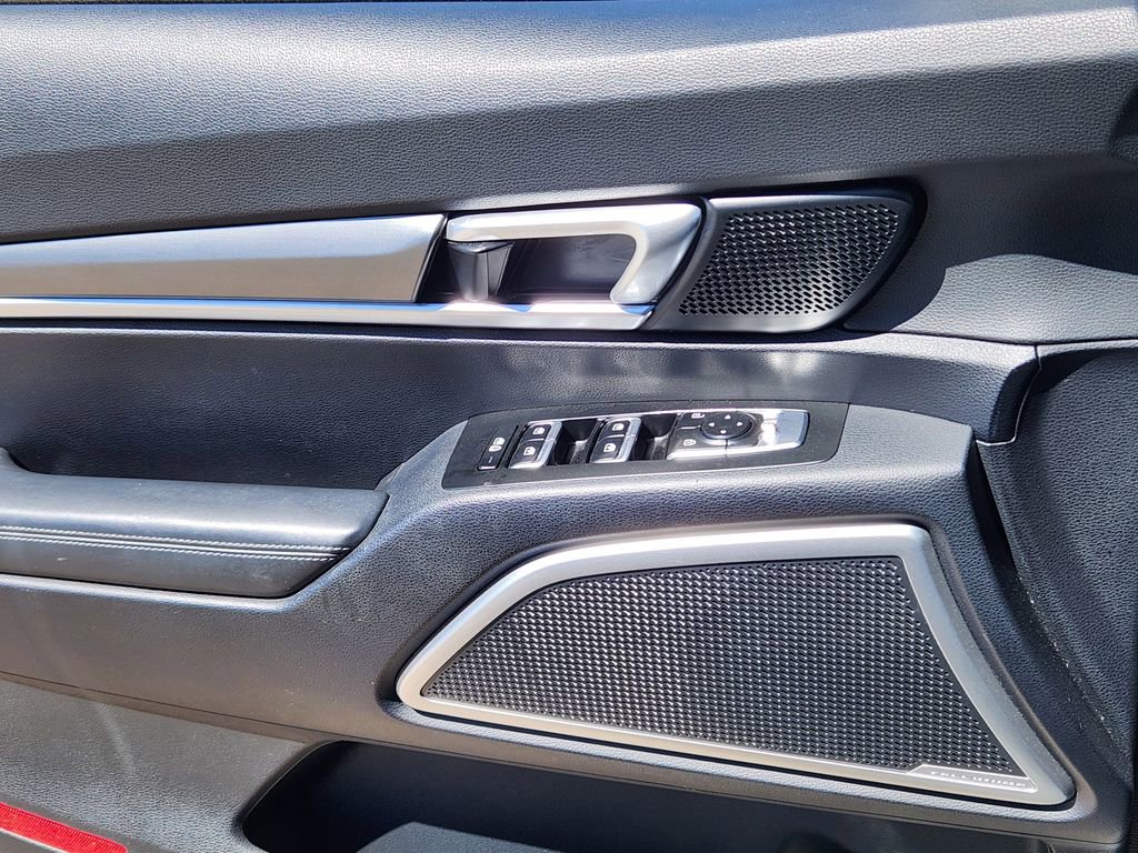 Certified 2022 Kia Telluride LX image 6