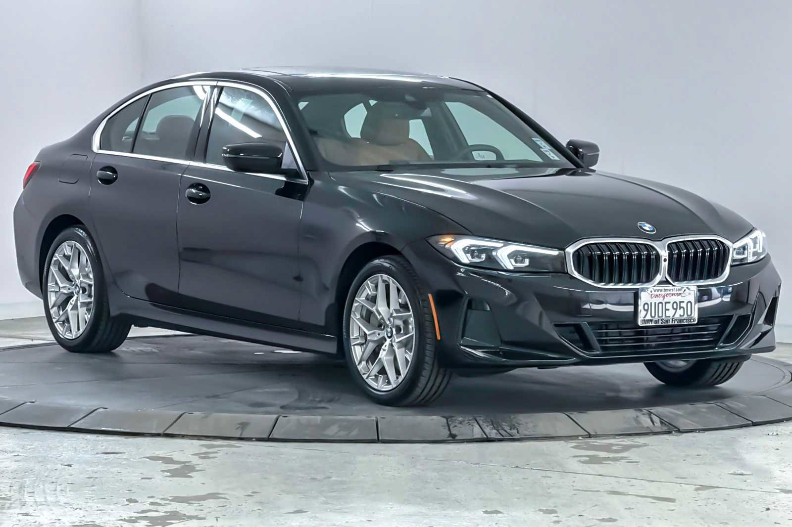 Used 2025 BMW 330i Sedan w/ Convenience Package image 9