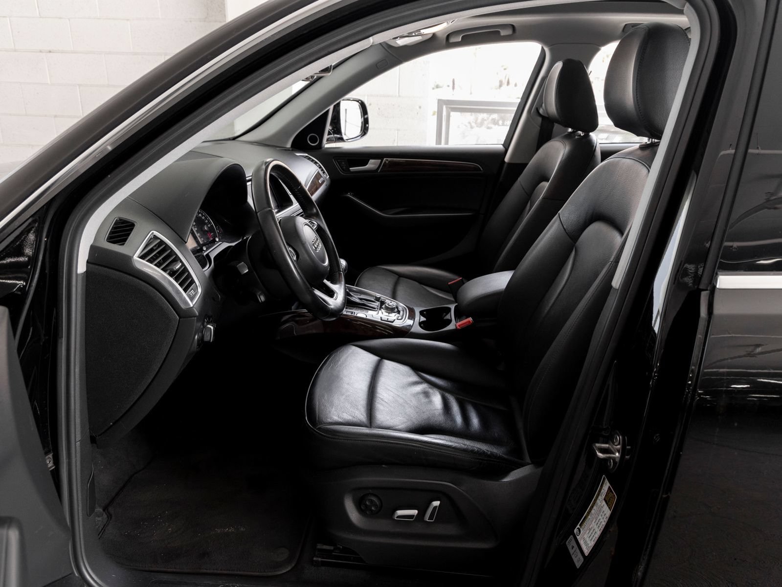 Used 2017 Audi Q5 3.0T Premium Plus w/ Technology Package AWD/4WD image 11