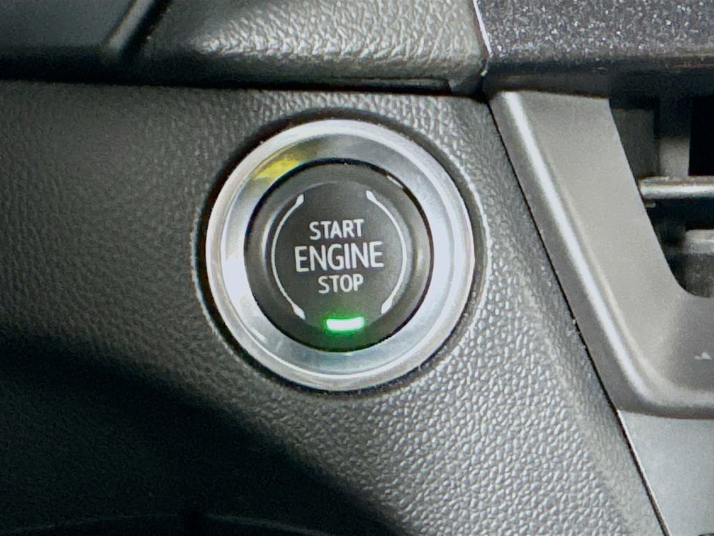 Used 2022 Cadillac CT4 V image 36