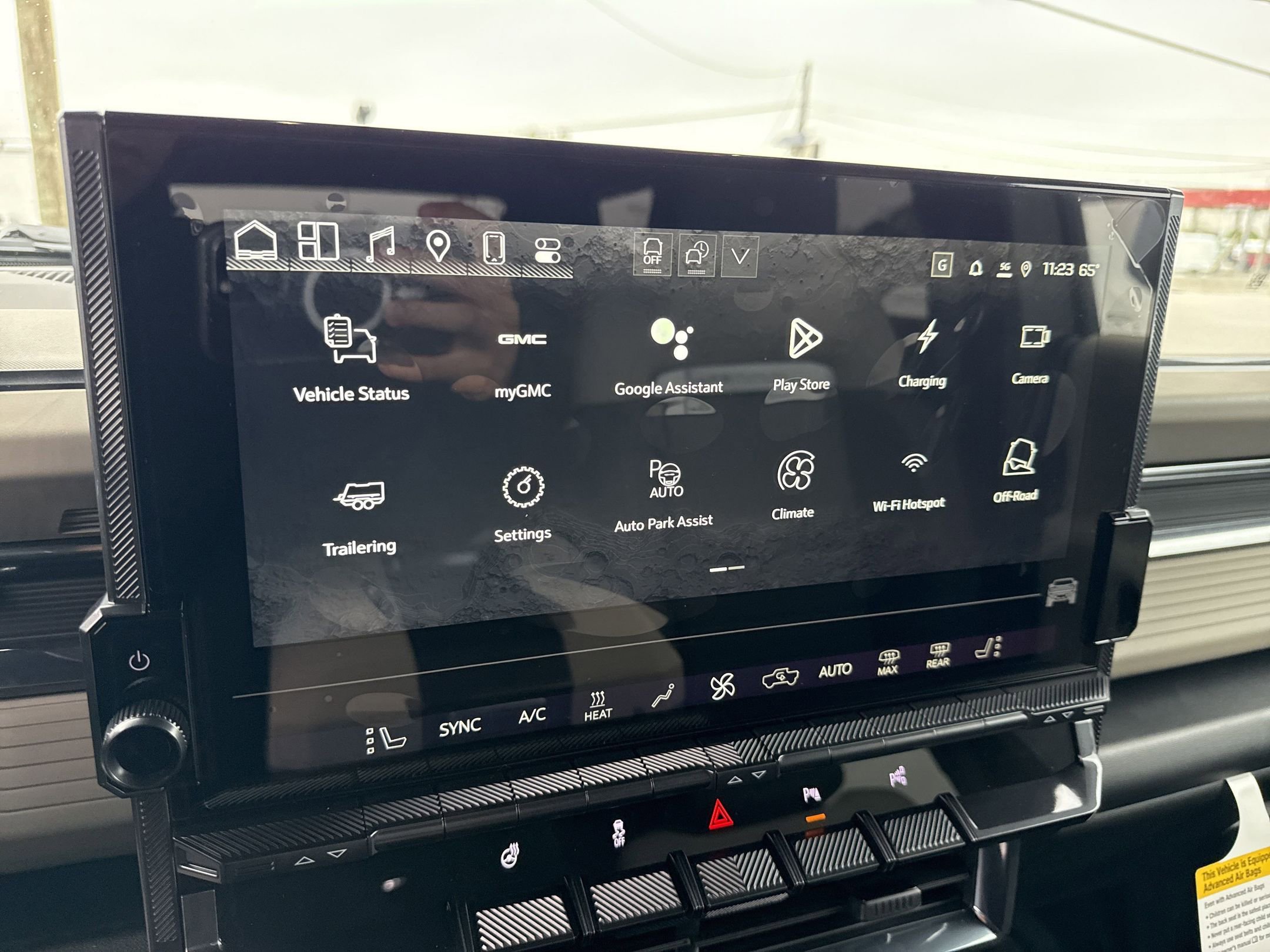 New 2026 GMC Hummer EV SUV image 14