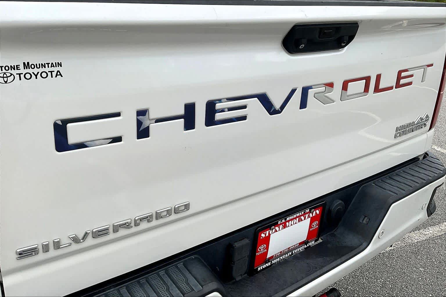 Used 2023 Chevrolet Silverado 2500 High Country w/ Z71 Off-Road Package AWD/4WD image 59