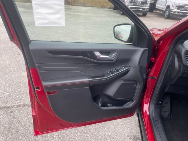 New 2026 Ford Escape ST-Line Select AWD/4WD image 19