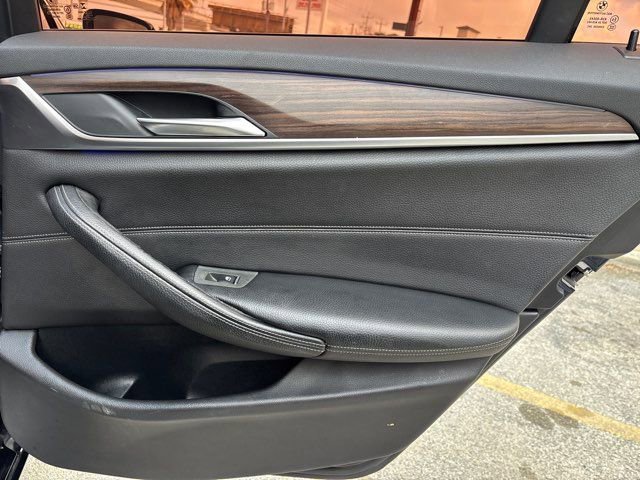 Used 2017 BMW 540i image 50
