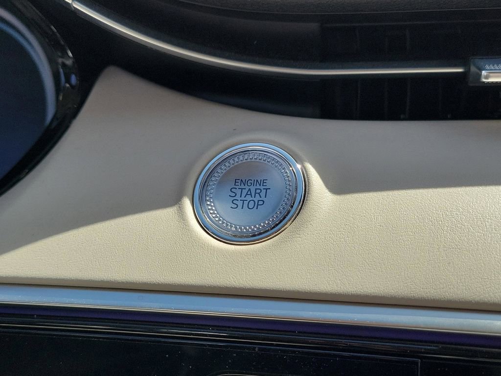 Used 2022 Genesis GV70 2.5T w/ Advanced Package image 35